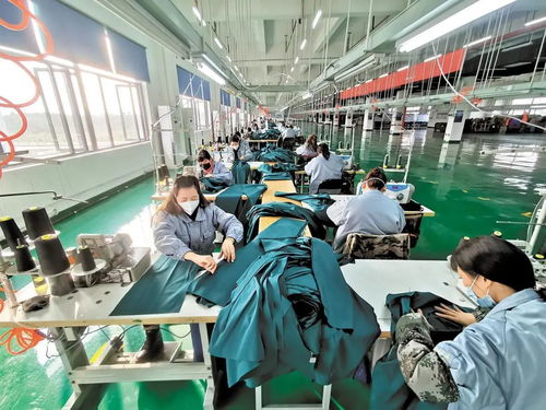 抗疫 他们 跨界 生产防疫物资,开辟了为生命护航的另一个战场